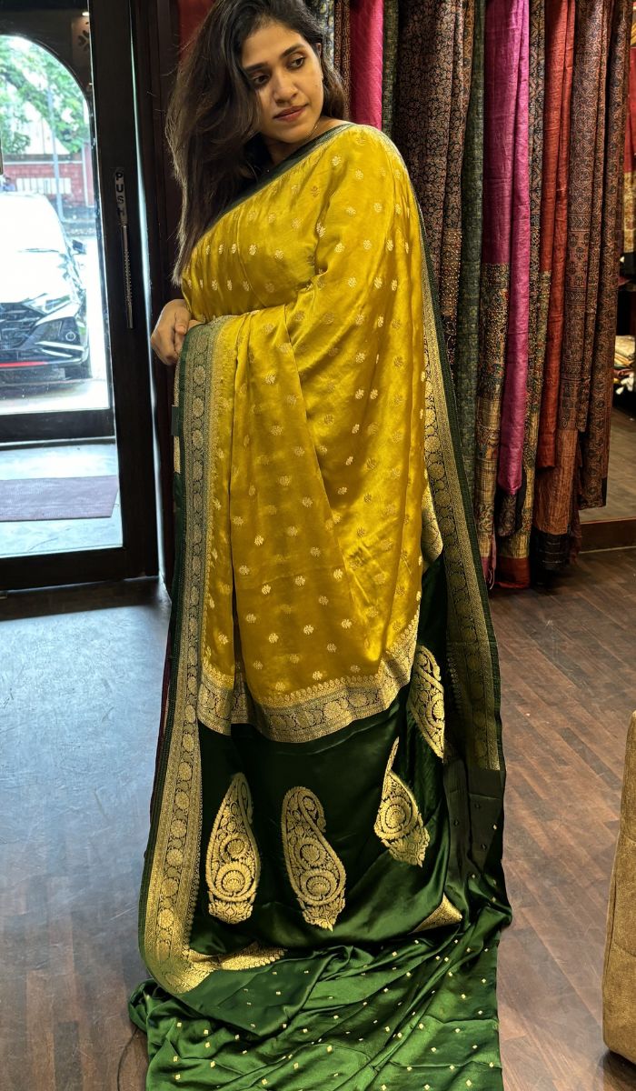 SEMI CREPE SAREE YGU 16072471