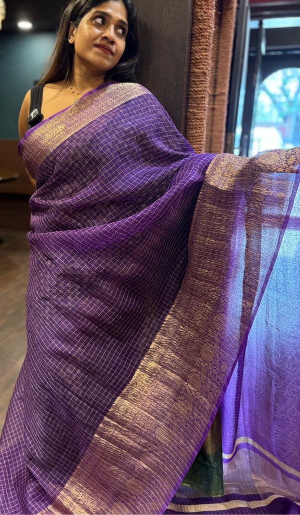 CRUSHED ORGANZA SAREE 01042559