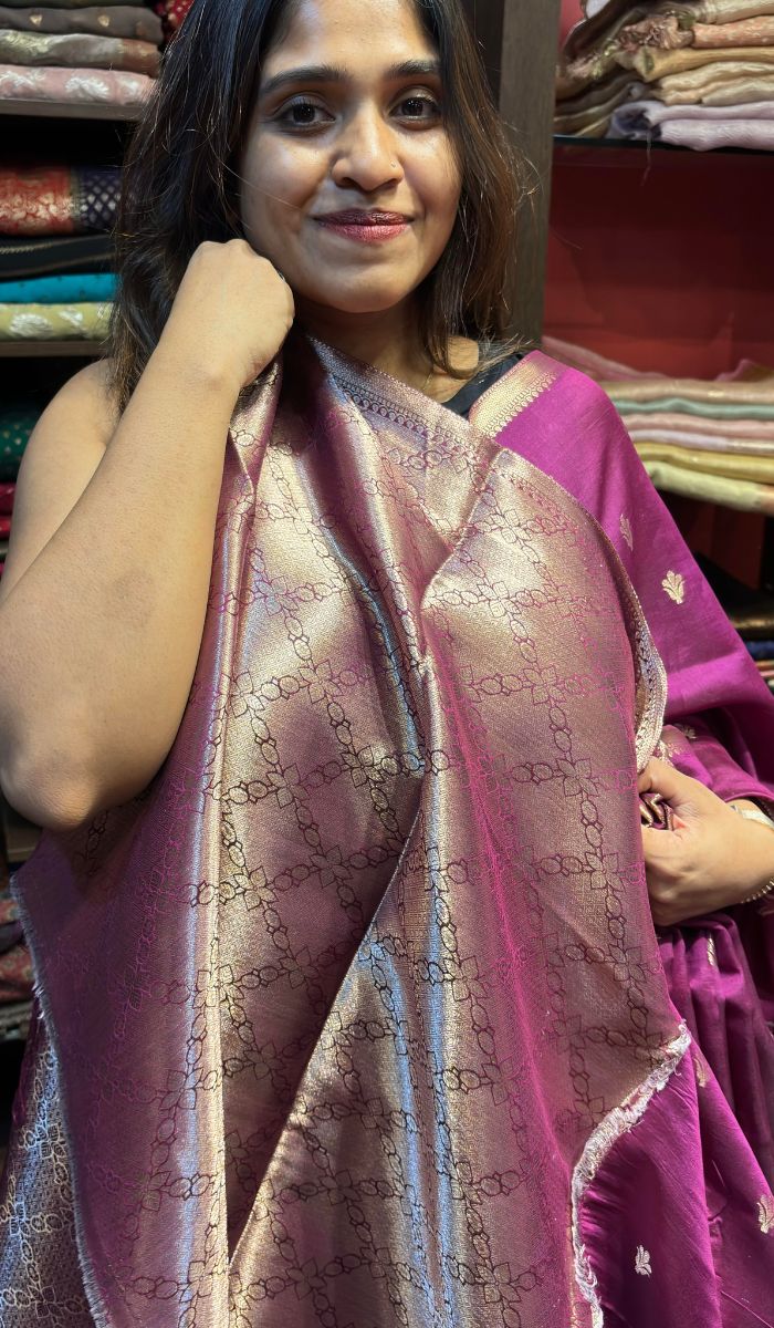 KORA CHINIYA SILK SAREE 1905247