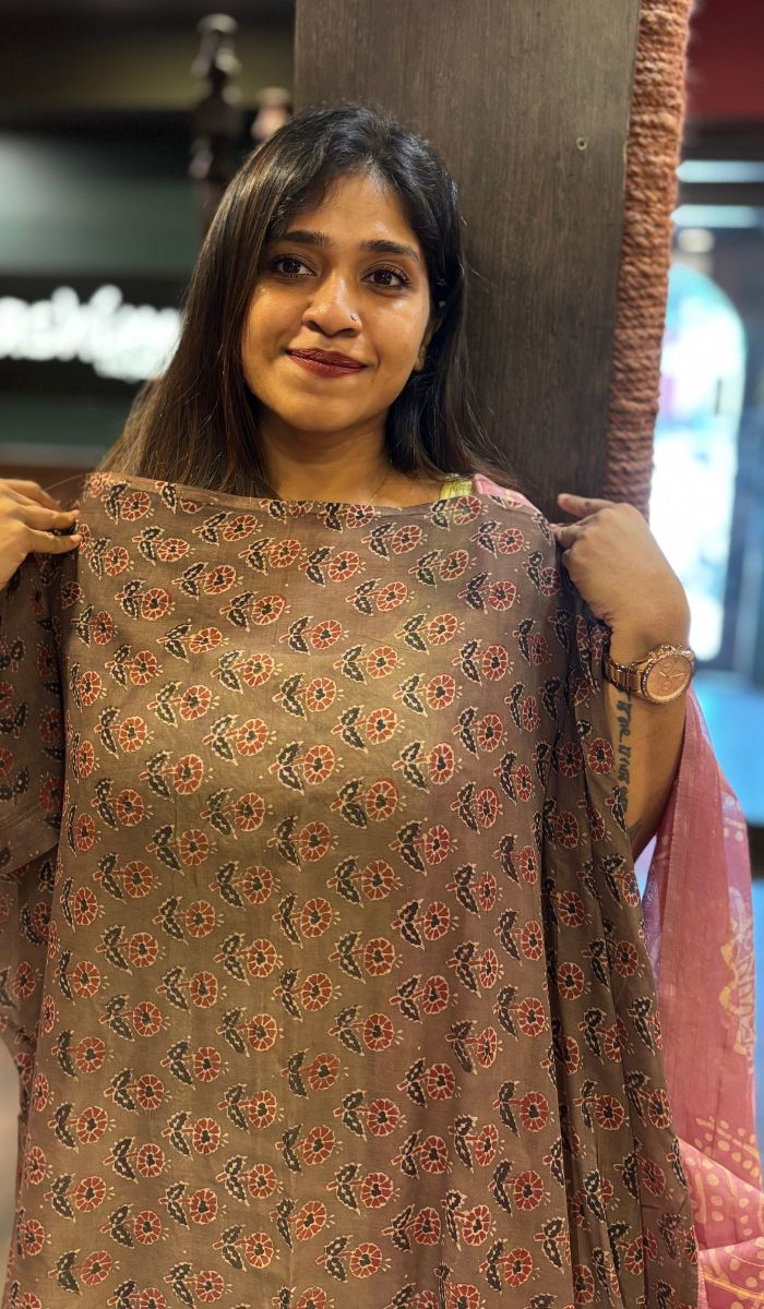 KORA CHANDERI SAREE 12042517