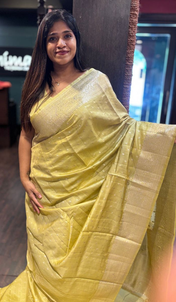 KORA CHINIYA SILK SAREE 090425100