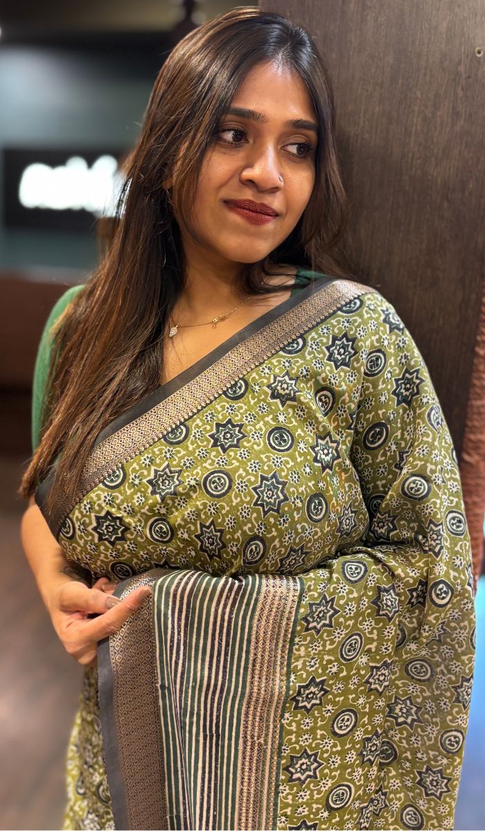 SOFT SILK SAREE 05042560
