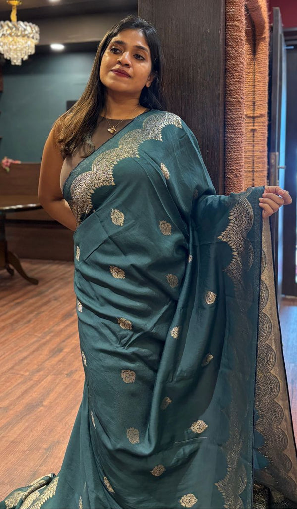 SOFT SILK SAREE SAREE 01092555