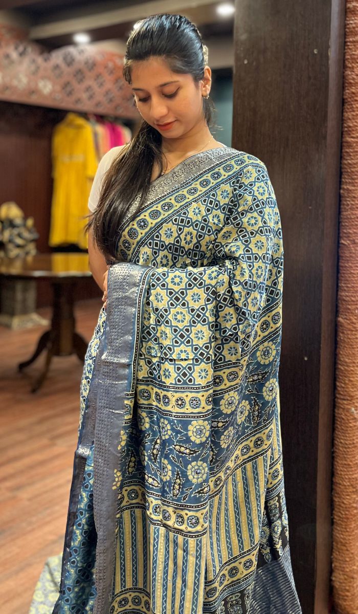 DOLA SILK SAREE 2309256