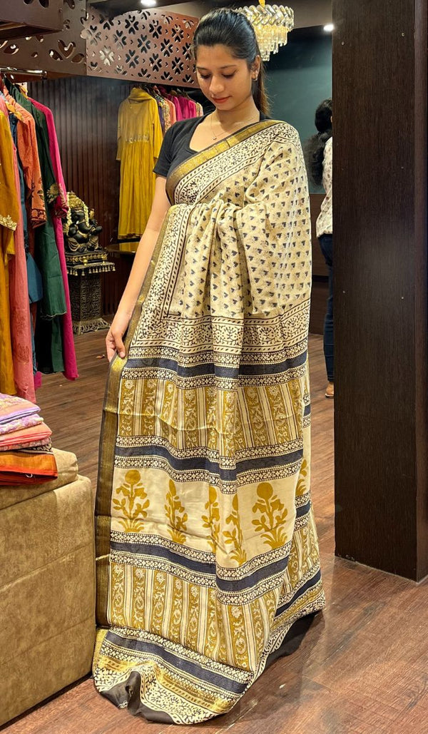 MAHESHWARI SAREE 23092518