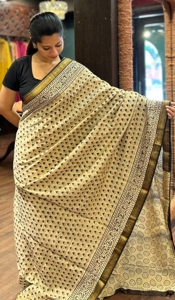 MAHESHWARI SAREE 23092518