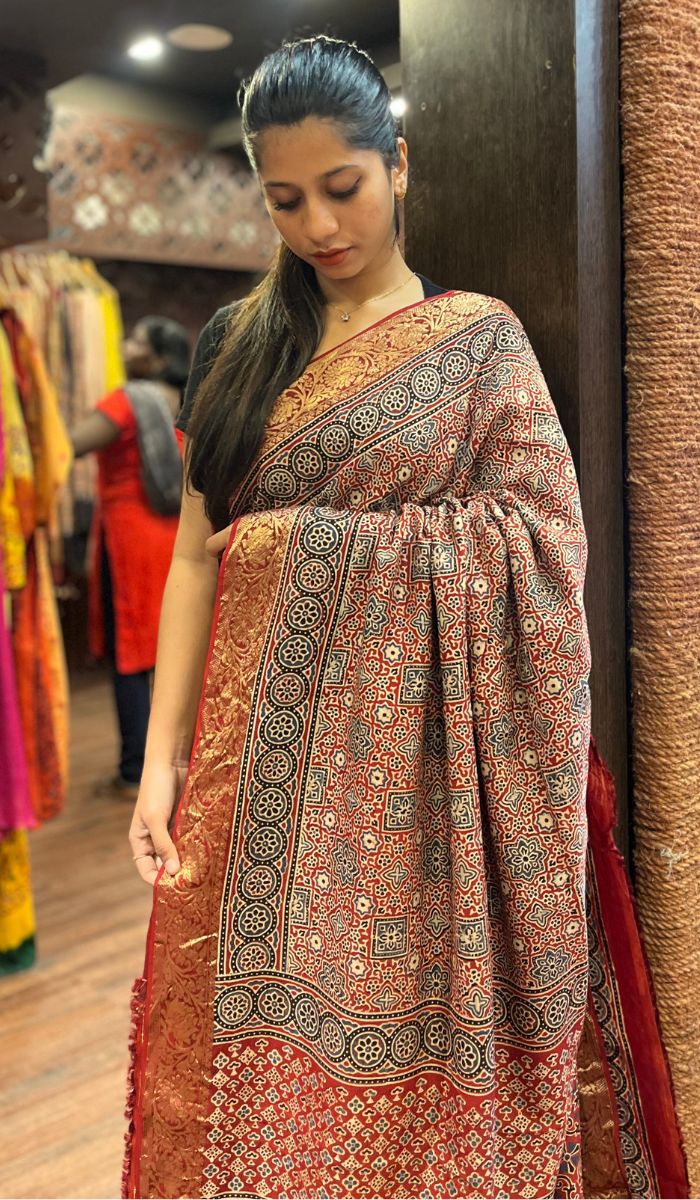 DOLA SAREE 20102530