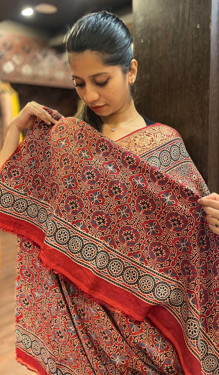DOLA SAREE 20102530