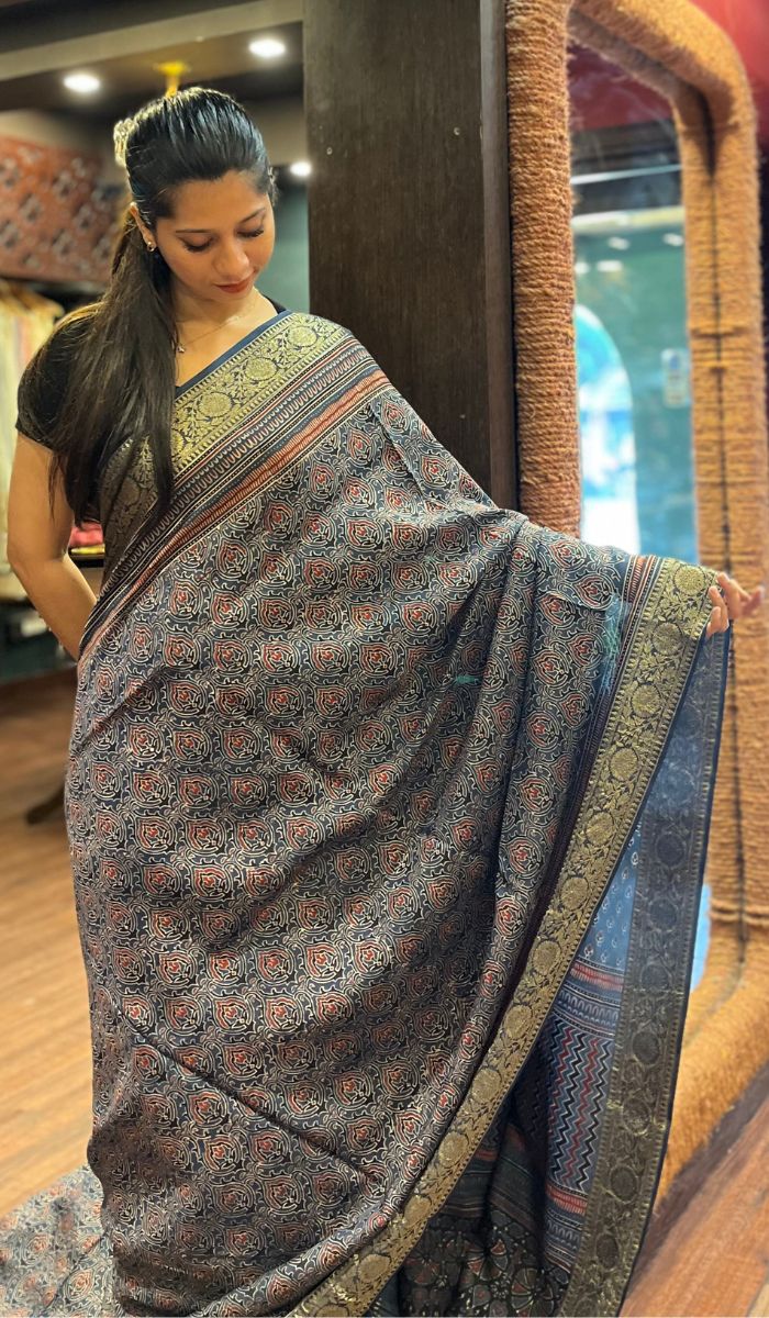 DOLA SAREE 20102527