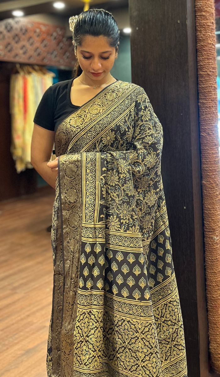 DOLA SAREE 20102528