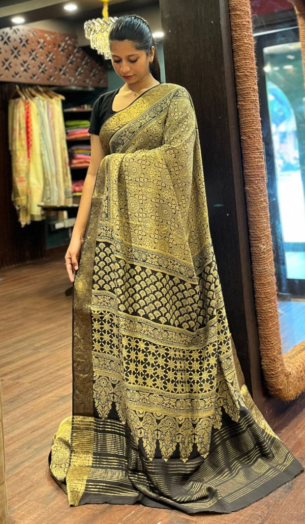 DOLA SAREE 20102529