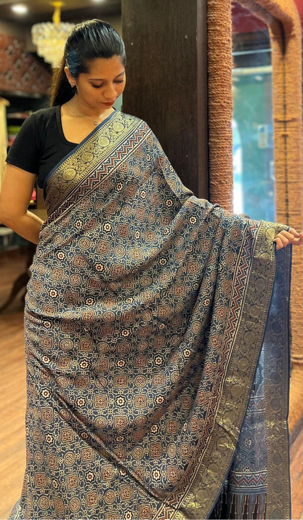 DOLA SAREE 20102531