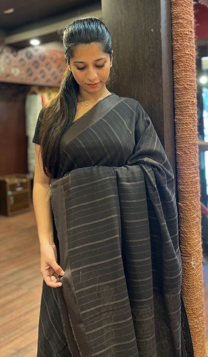 KANTHA SAREE 31102531