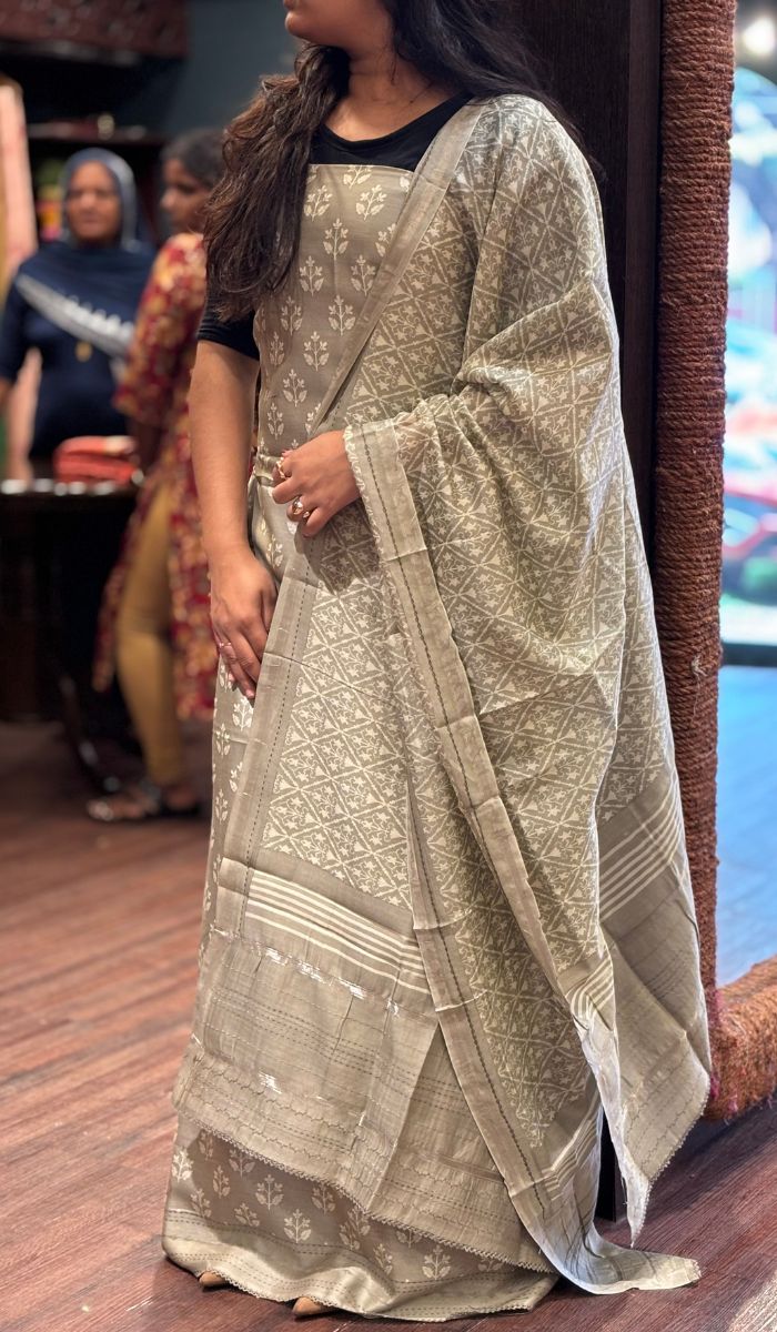 CHANDERI UNSTITCHED SALWAR 04122532