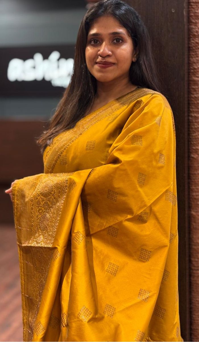 SEMI KATAN SAREE 06122552