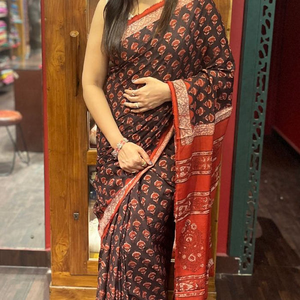 Wearing saree after ages. I rarely wear sarees and it's an event in itself  for me. Tho I really love the grace and elegance a saree brings… | Instagram